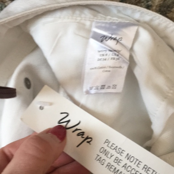 Jeans - Picture 4 of 5